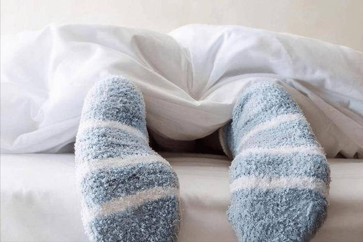 谷方益元养生小妙招：小小袜子，大大的睡眠改善！